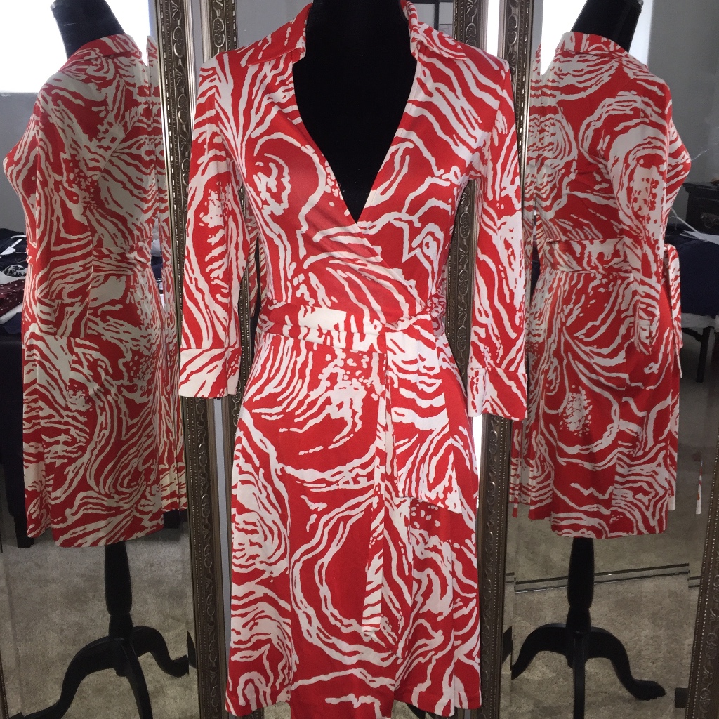 Diane Von Furstenberg 100% Silk Wrap Dress